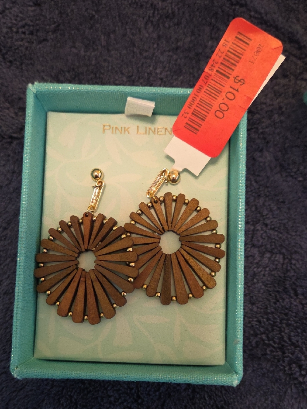 NWT Pink Linen Wooden Sunburst Drop Earrings in Brown